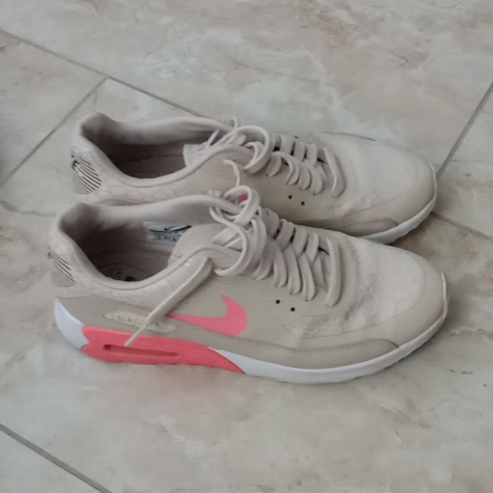 Nike Air Max
